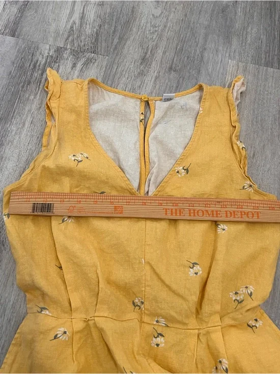 Old Navy Linen Romper Womens Small Yellow Daisies Floral Belted Spring Cottage - Picture 8 of 11